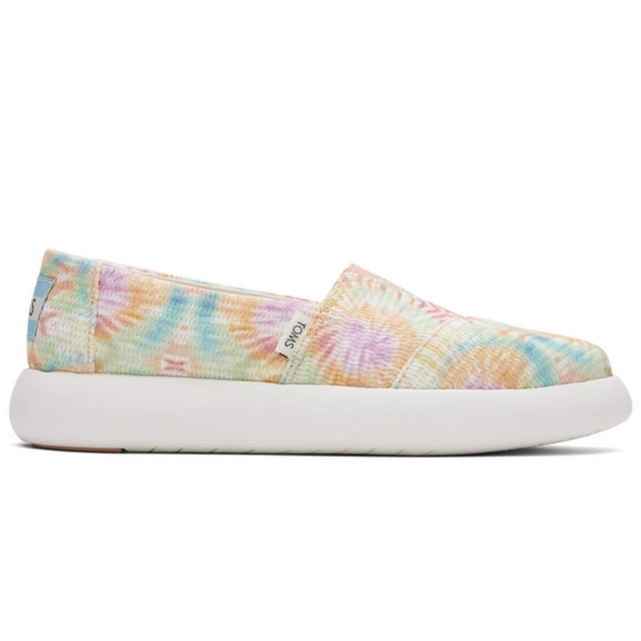 🆕Toms | Alpargata Mallow Slip On Shoes in Candy Pink Tie Dye Crochet - Picture 1 of 10